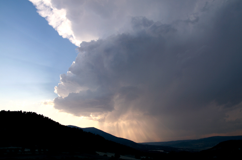 approaching storm LG